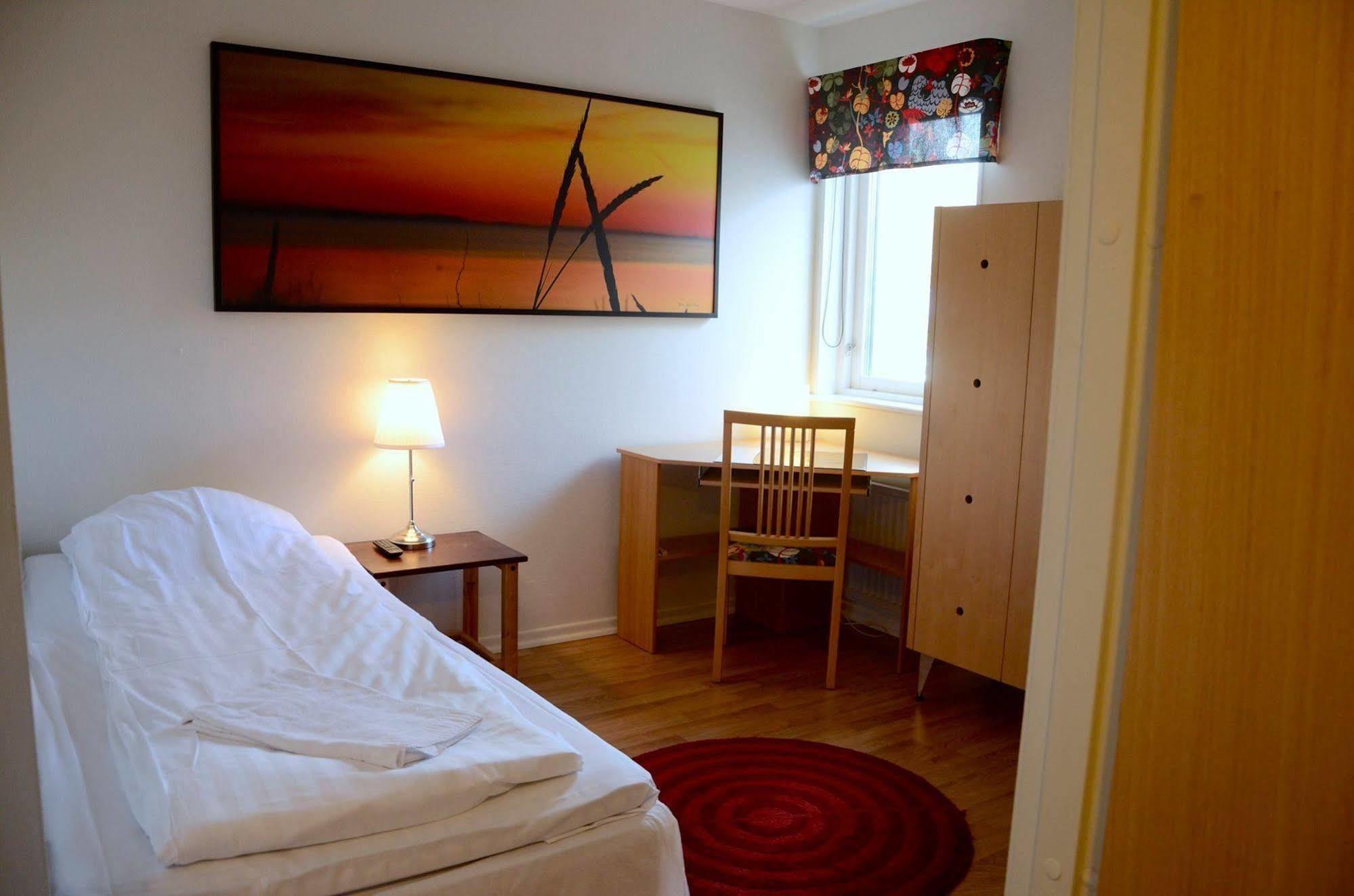 Hotell Briggen I Огус Екстер'єр фото